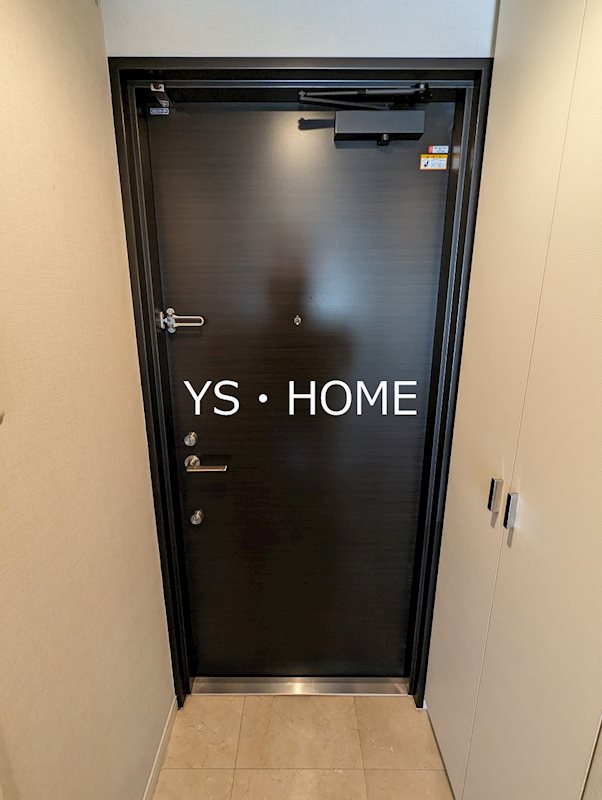 エスティメゾン新中野 玄関