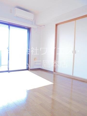 インペリアル三鷹ＣＩＴＹ リビング