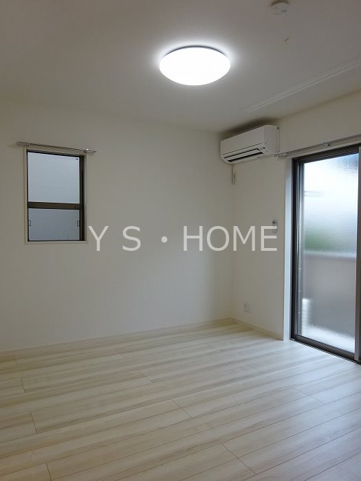 クレール前原 リビング