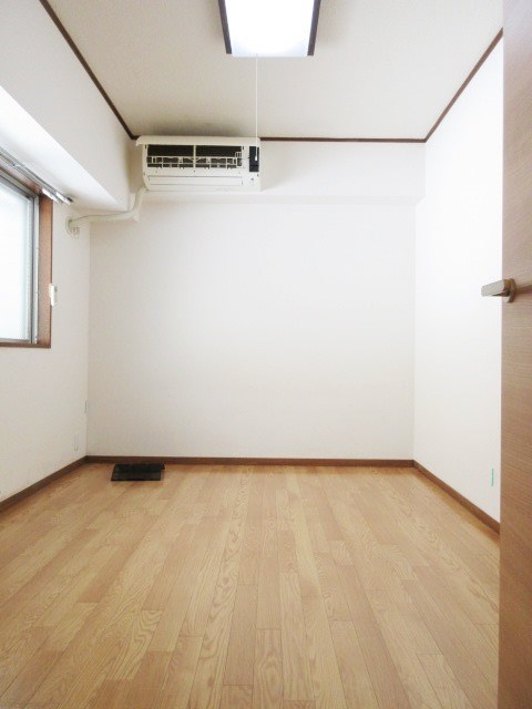 シャトレ中野新橋 ベッドルーム