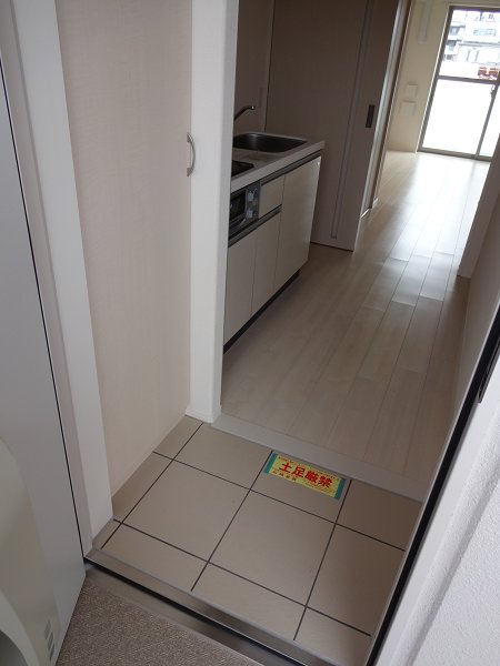 サンモール　 玄関