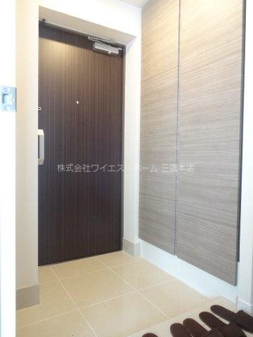 KDXレジデンス三鷹 玄関