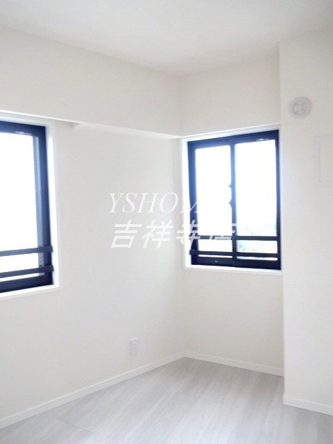 KDXレジデンス三鷹 ベッドルーム