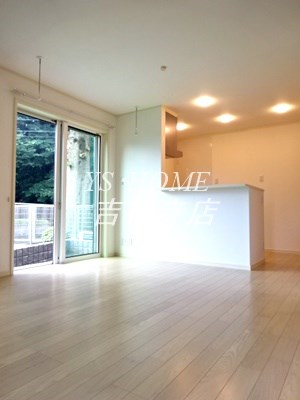 ボヌール吉祥寺 リビング