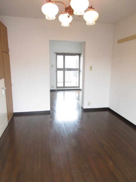 K2フラット ベッドルーム