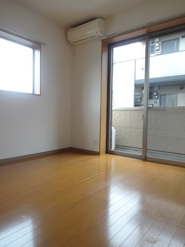 ドゥ・ロシェ リビング