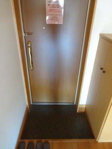 プリムヴェール 玄関