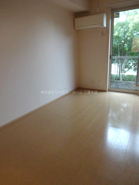 シテラデューズB リビング