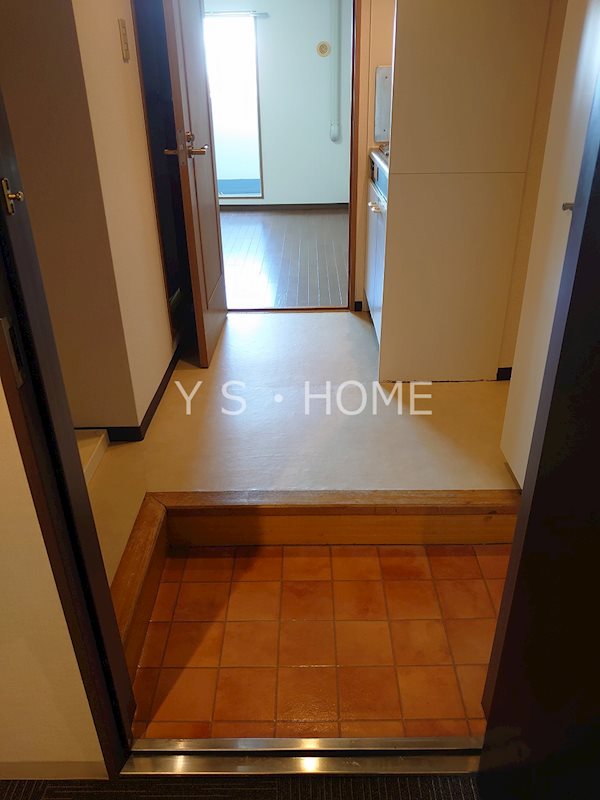 ドミールセッテ国分寺 玄関