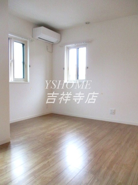 清水3丁目戸建 B棟 リビング