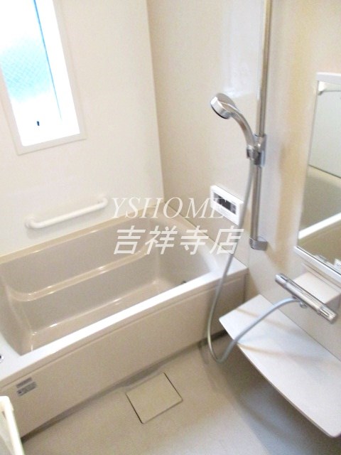 清水3丁目戸建 B棟 風呂画像