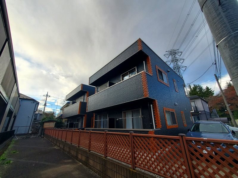 ドゥ・ロシェ 外観