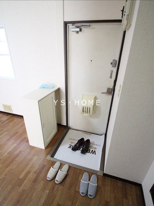 リーベンハイツ 玄関