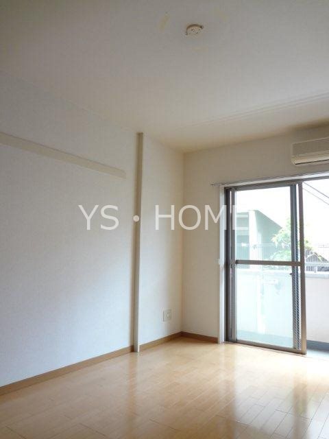 ボナールKG リビング