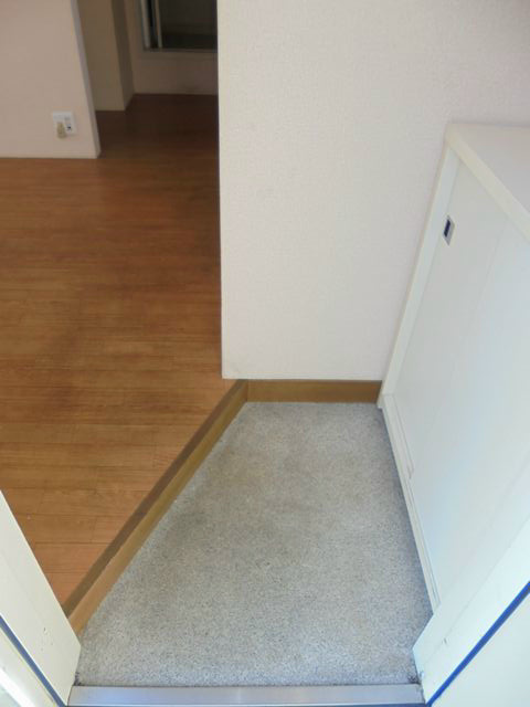 デザートローズ 玄関