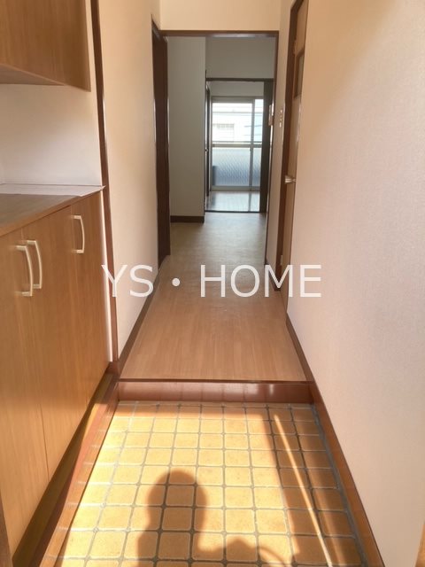 上水ハイツ 玄関