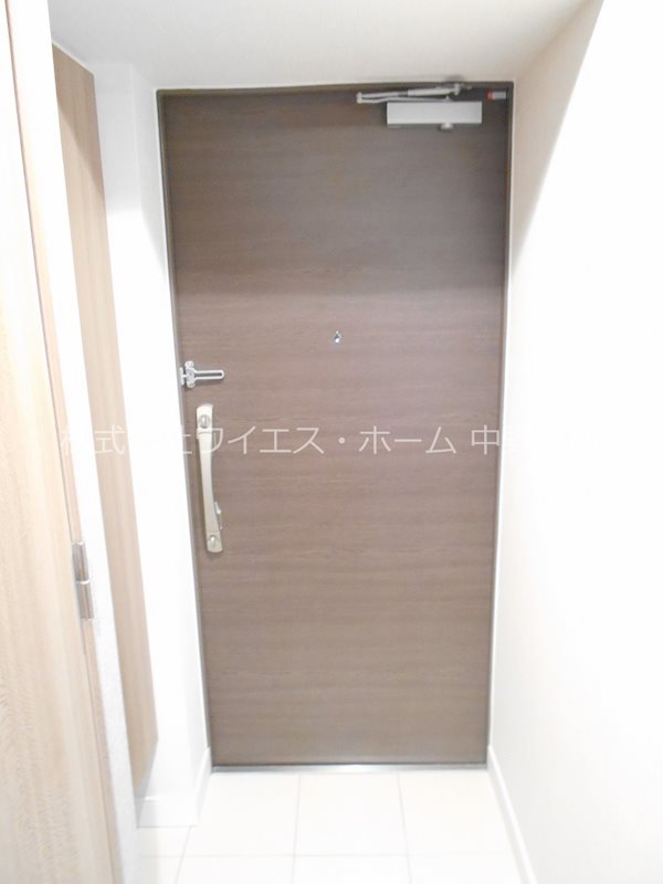 エムレジデンス中野坂上 玄関