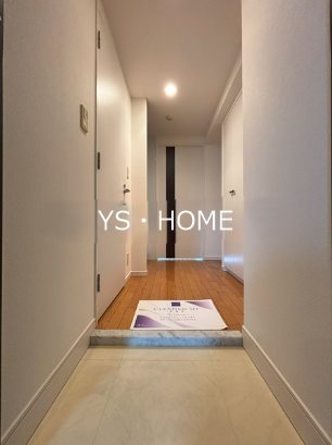 レジディア杉並方南町 玄関