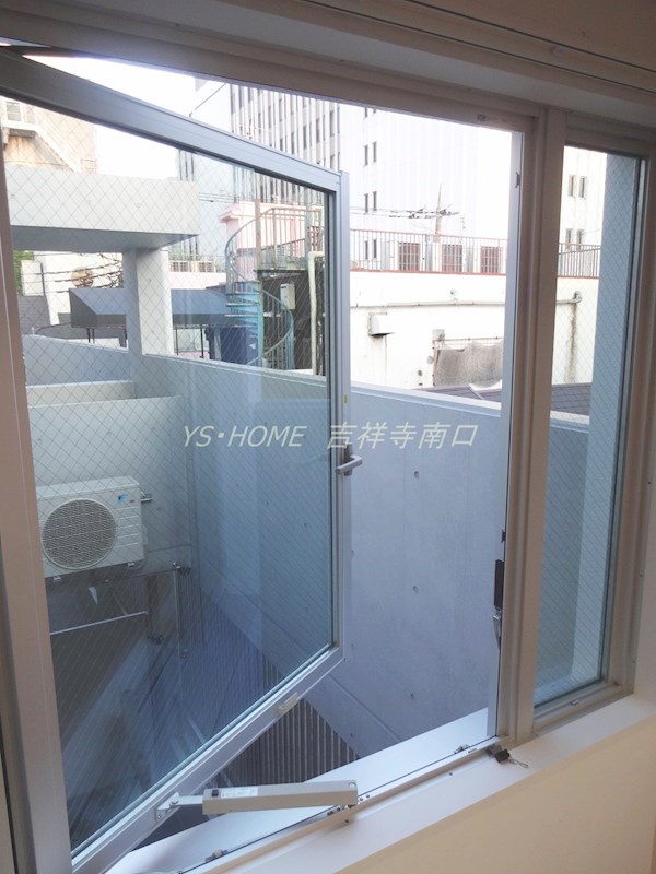 ライズ吉祥寺 ベランダ