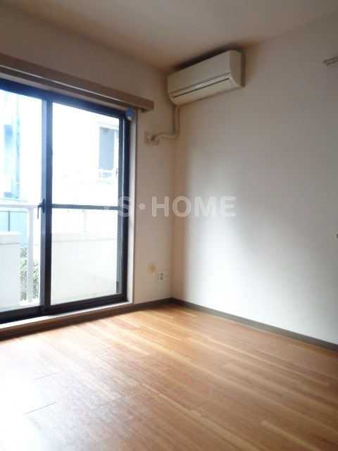 PINE GRANGE（パイングレンジ）   リビング