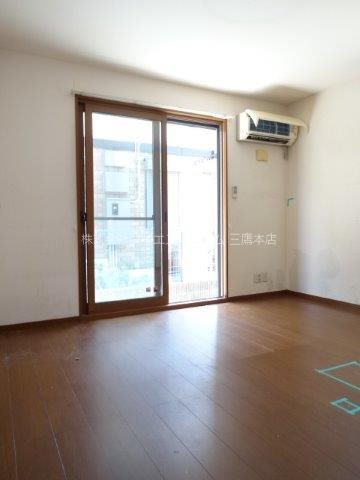 グリーンコート          リビング