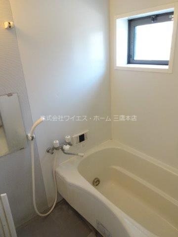 グリーンコート          風呂画像