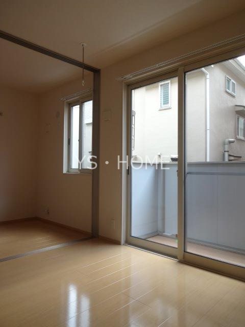 メゾン・ド・シャテーヌ リビング