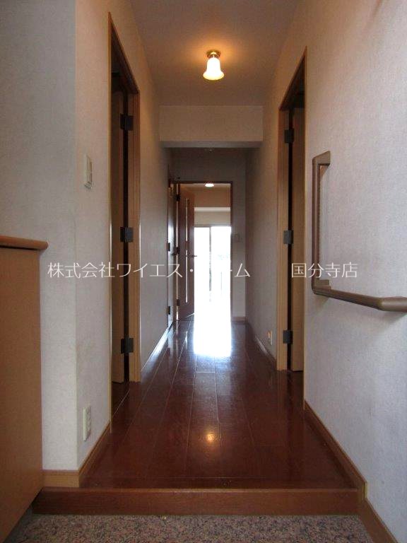 グランドール一橋学園 玄関