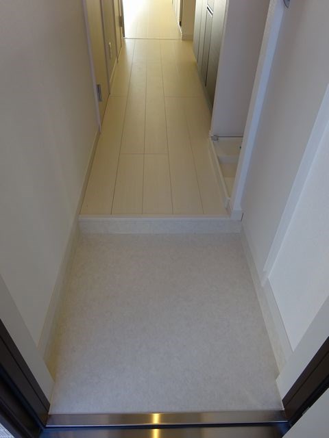 リブリ・グランベール 玄関