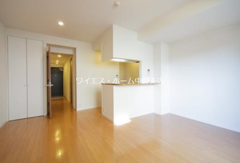 クラッサ中野 リビング