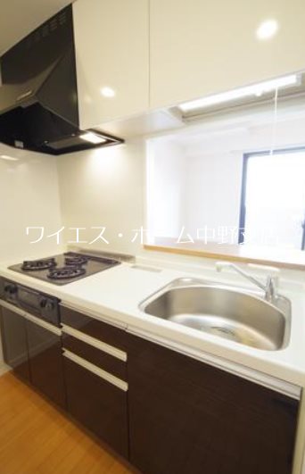 クラッサ中野 キッチン
