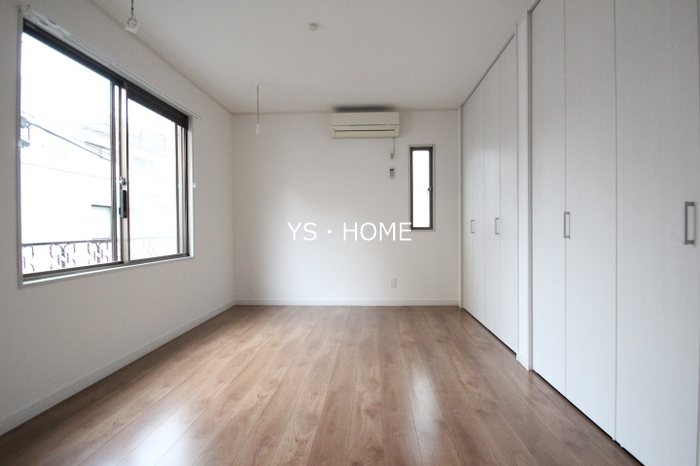 MEG HOUSE ベッドルーム