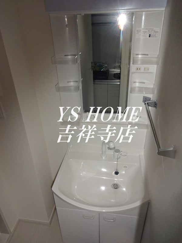 リブリ・アヴニール その他3