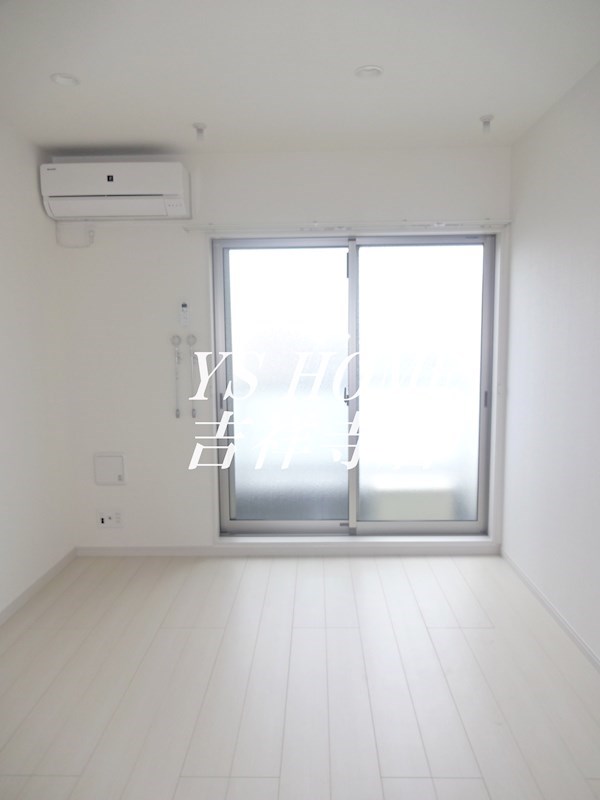 リブリ・アヴニール リビング