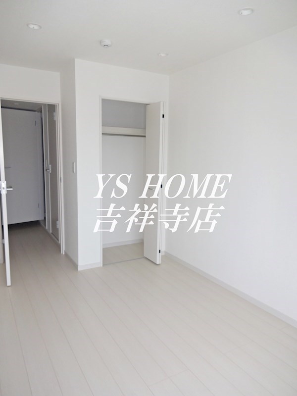 リブリ・アヴニール ベッドルーム