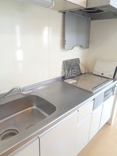 T&amp;#39;s south キッチン