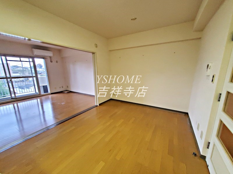 コーポレート武蔵境 リビング