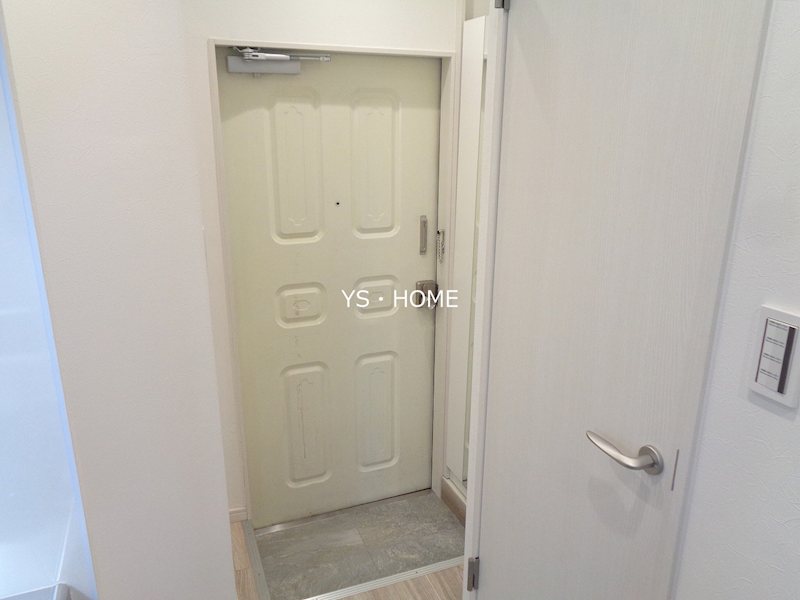 メゾン・ド・ぎおん 玄関