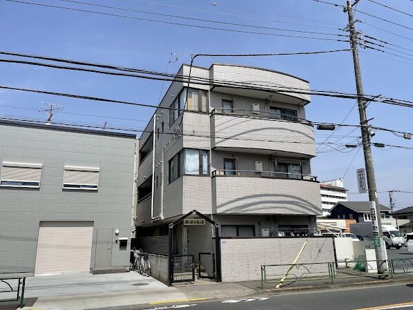 アークトミーズ 外観