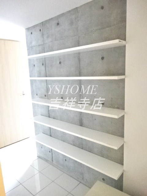 EXAM吉祥寺 玄関