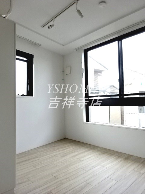 EXAM吉祥寺 リビング