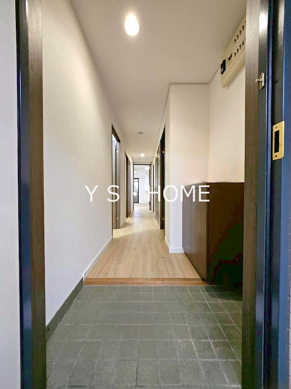 ウエルカーサ花小金井 玄関