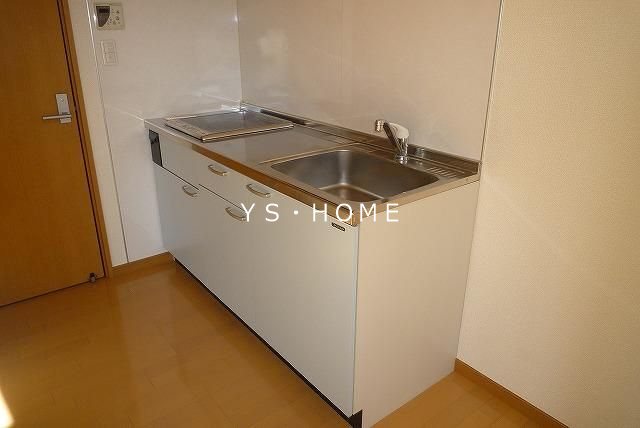 クワトロ キッチン