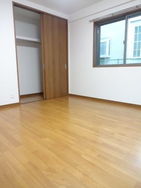 サニーハウス ベッドルーム