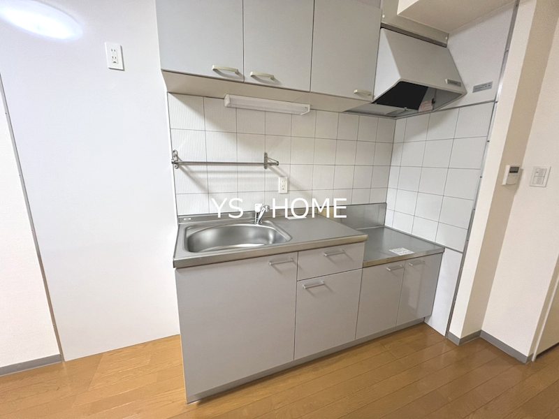 コントラーダ　ウノ キッチン