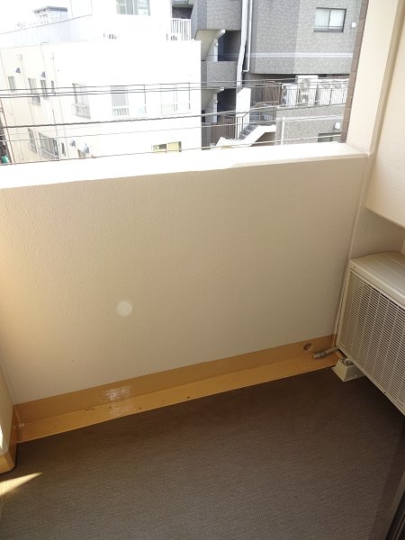 セシリア ベランダ