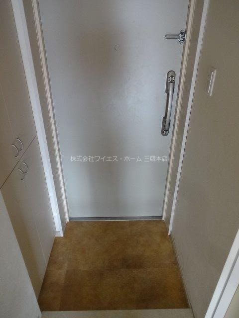 ヒラソル三鷹 玄関