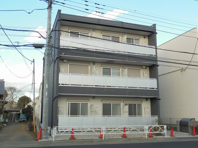 リブリ・オブリガーダ国立 外観