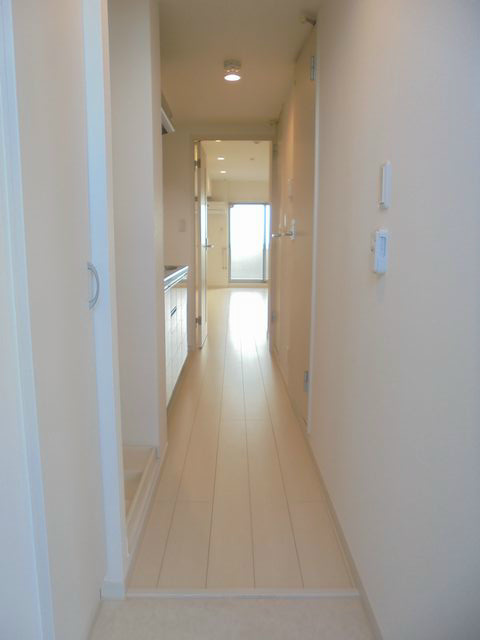 リブリ・オブリガーダ国立 玄関