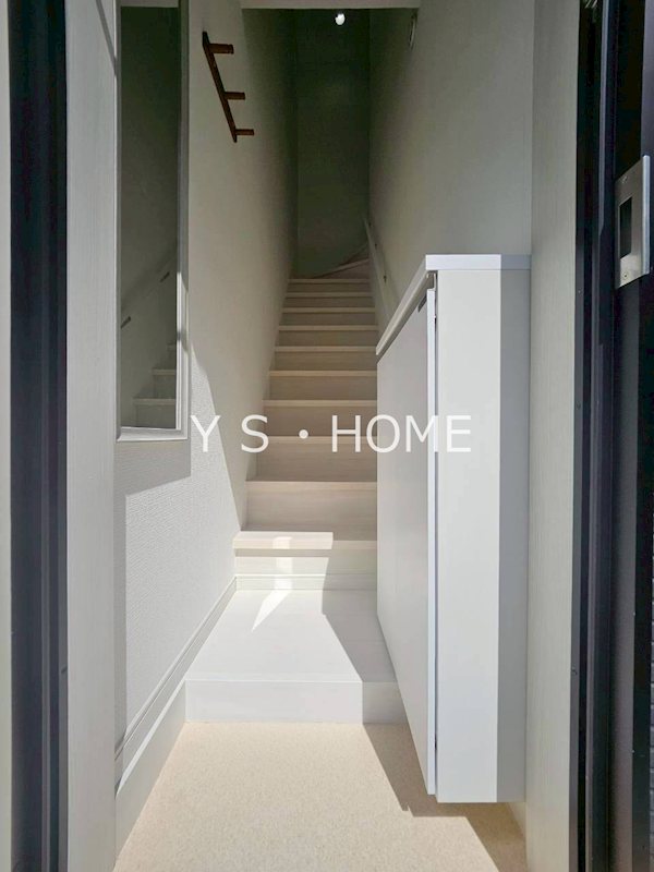 プライムガーデン武蔵小金井 玄関